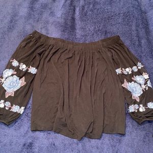American Eagle Top